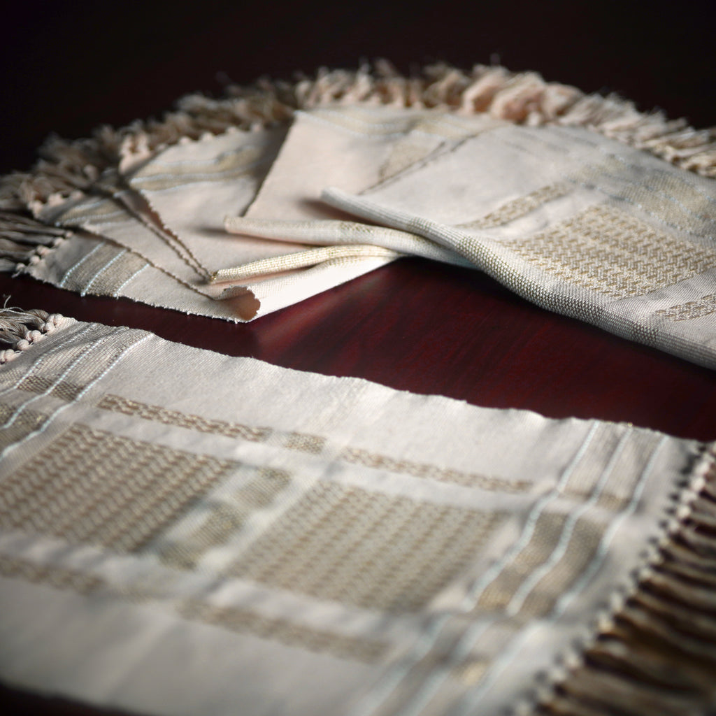 Ivory with Golden Threads Placemats